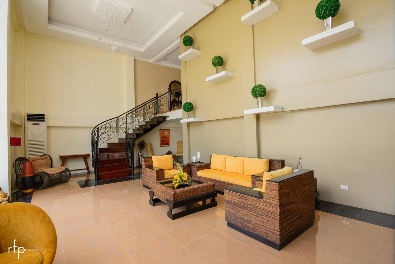 Balai Carmela Hotel Тугегарау Екстериор снимка