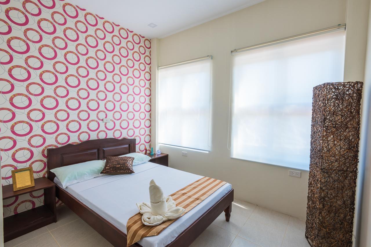 Balai Carmela Hotel Тугегарау Екстериор снимка