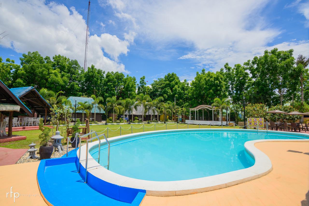 Balai Carmela Hotel Тугегарау Екстериор снимка